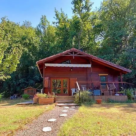 Au Milieu De La Foret Avec A Proximite Villa *